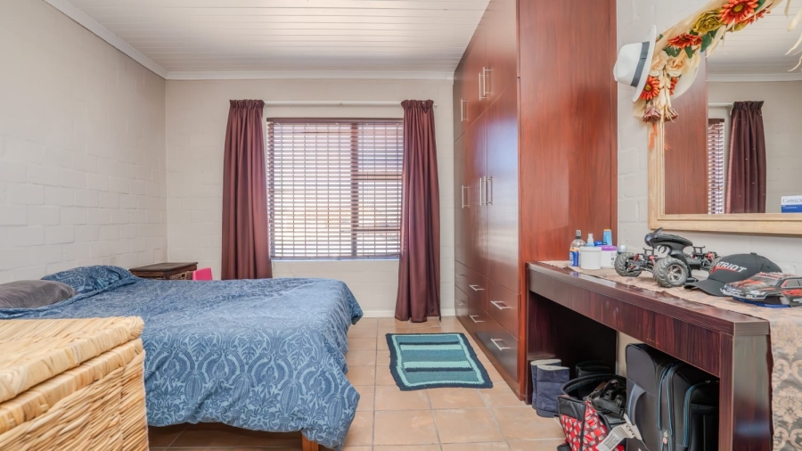 3 Bedroom Property for Sale in Country Club Western Cape